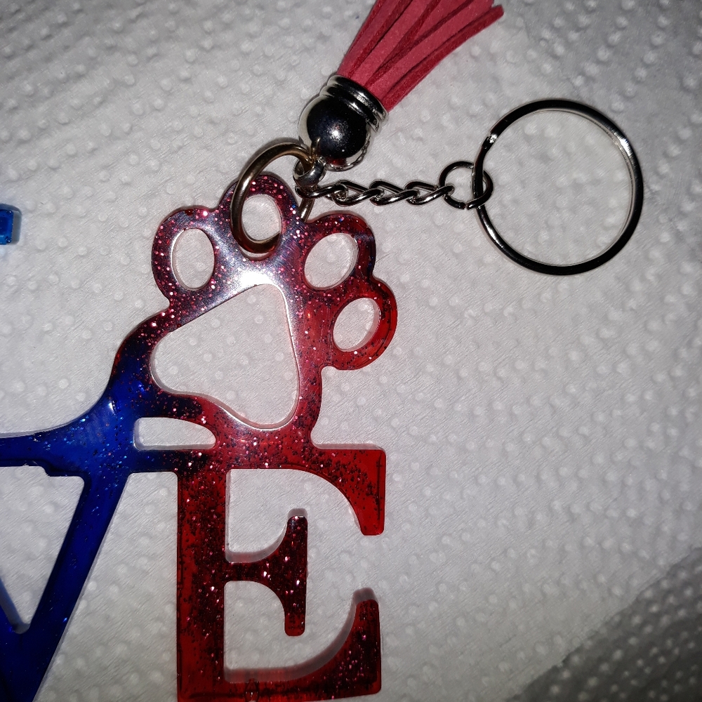 LOVE PET Paw Dog Cat Hand made Red Blue Acrylic Keychain NEW - Picture 3 of 5